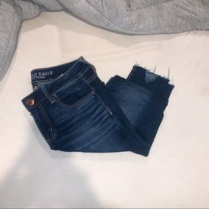 A&E dark blue skinny jeans ☁️‼️❄️